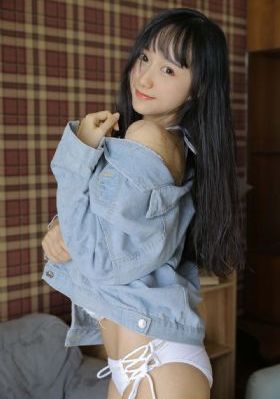 年轻的保姆电影_4KBD在线观看